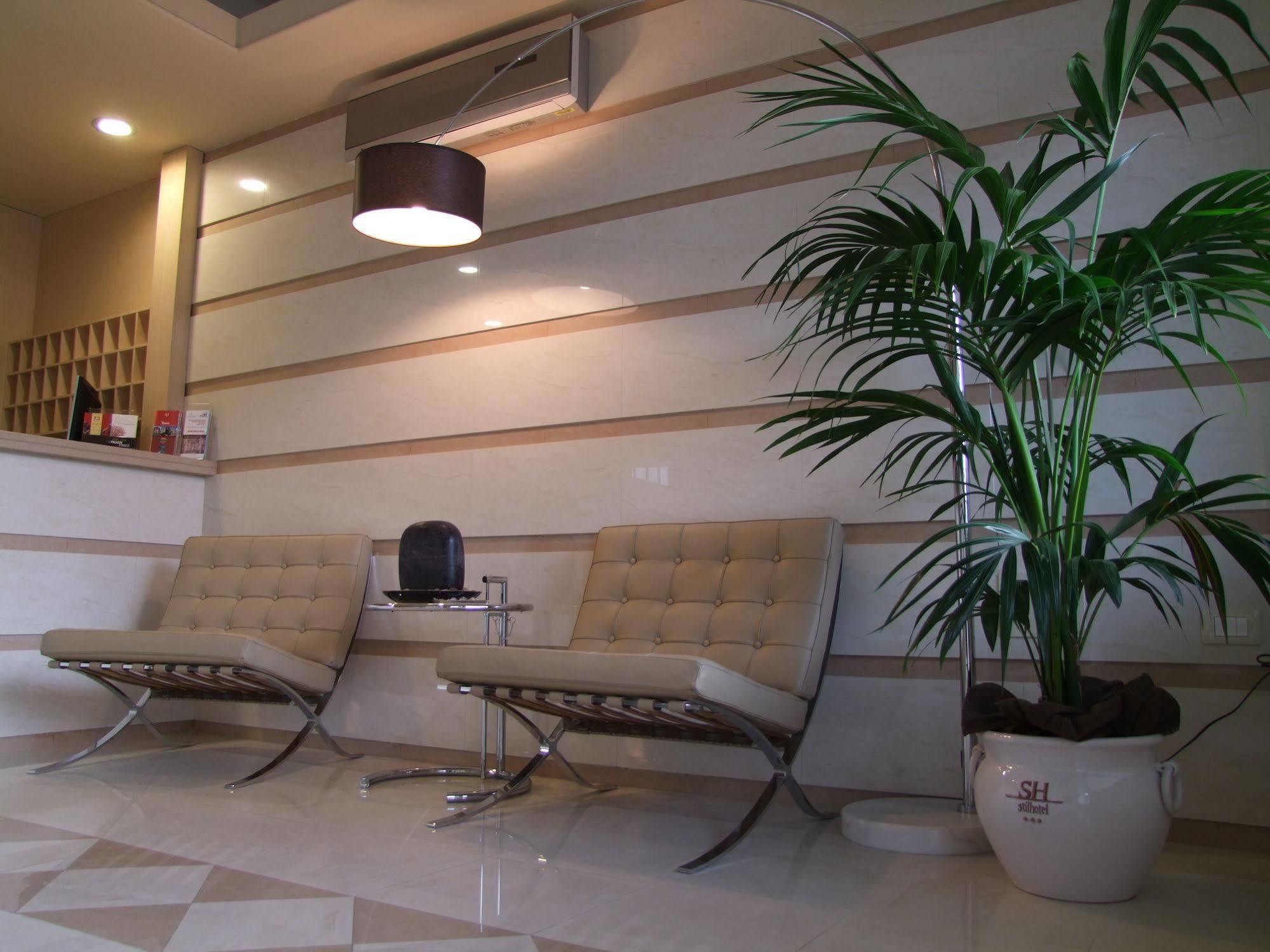 Stilhotel Синья Экстерьер фото