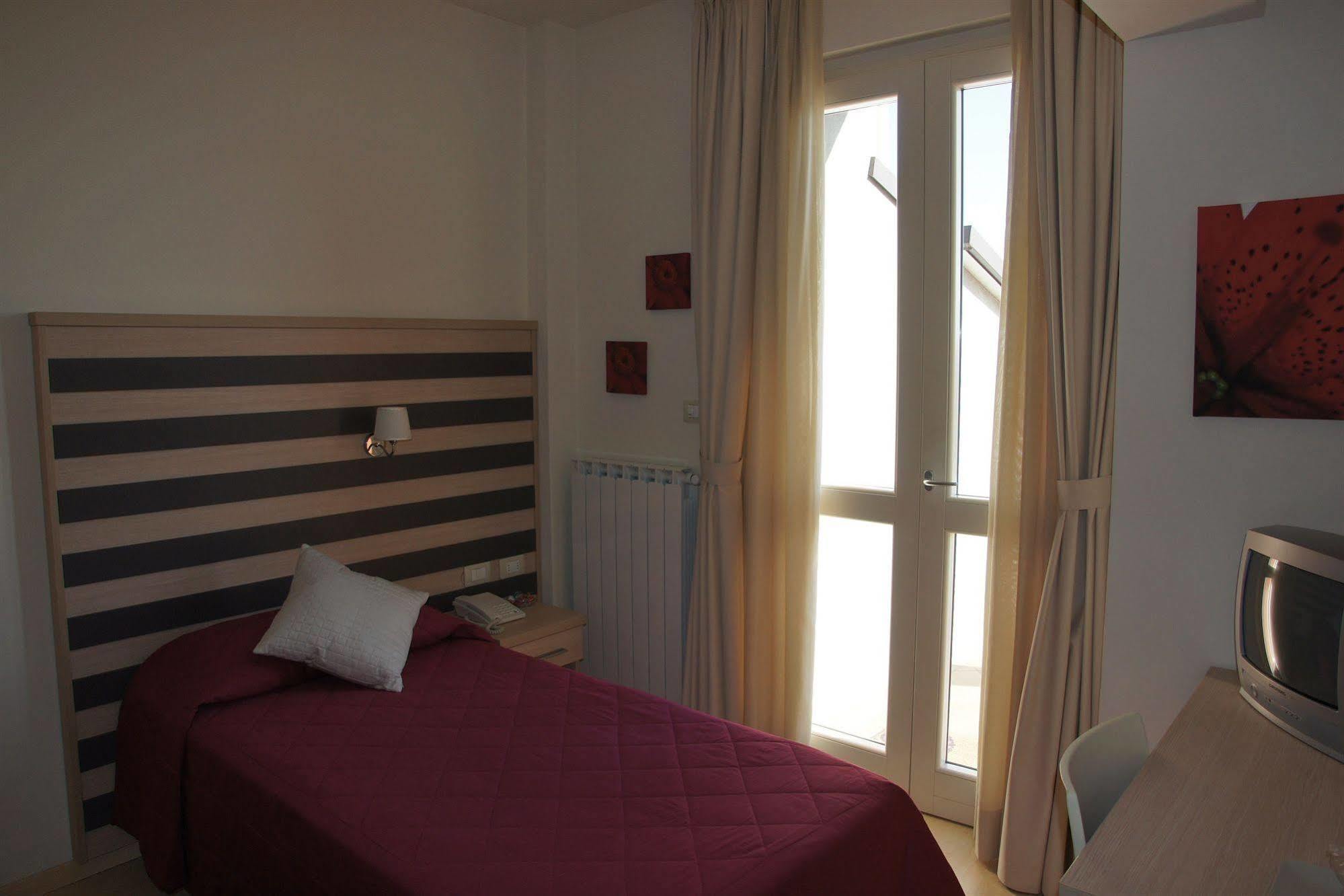 Stilhotel Синья Экстерьер фото