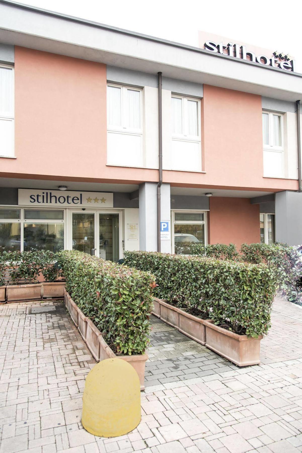 Stilhotel Синья Экстерьер фото